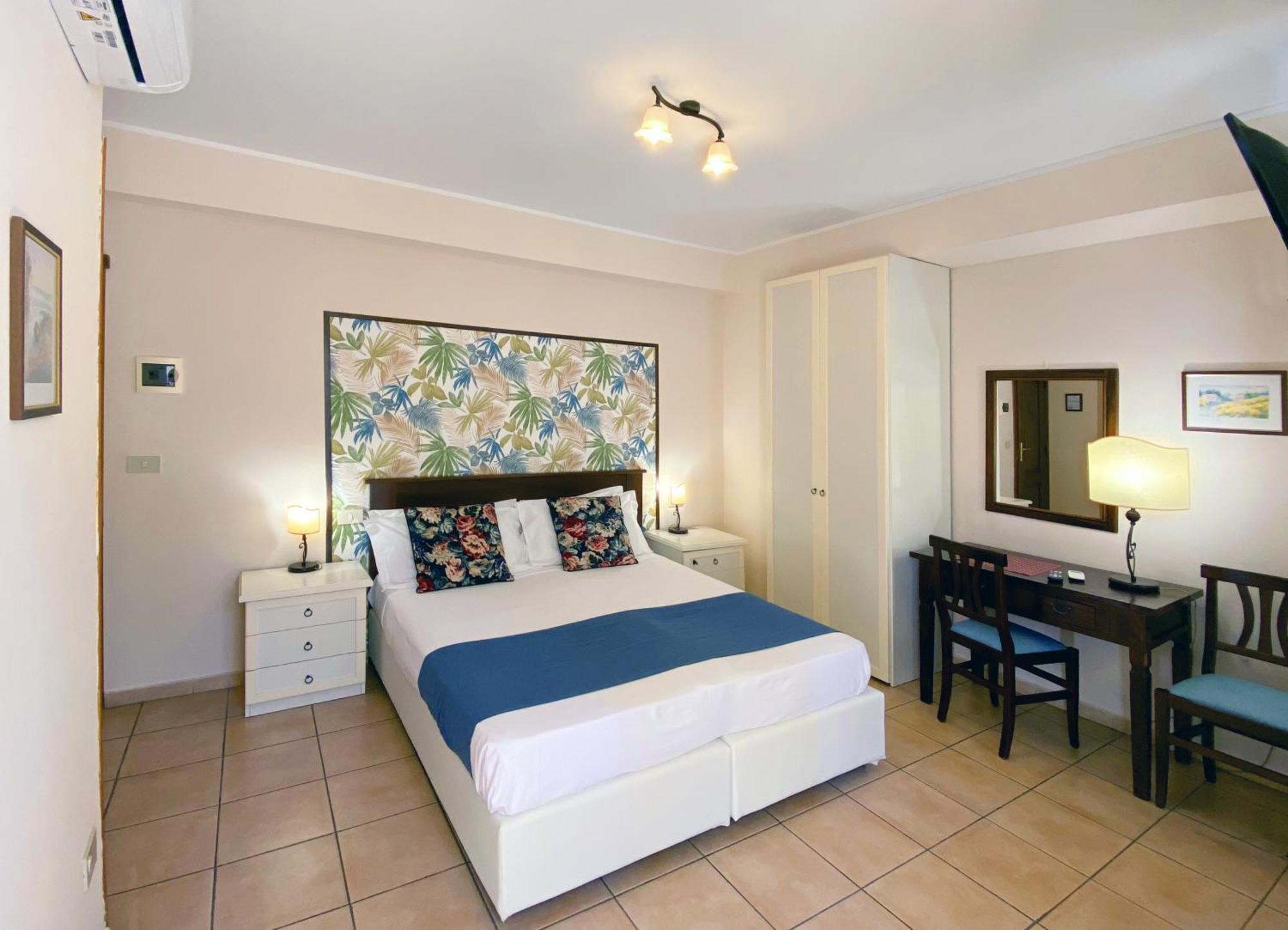 Casa Famiani Bed & Breakfast Letojanni Luaran gambar